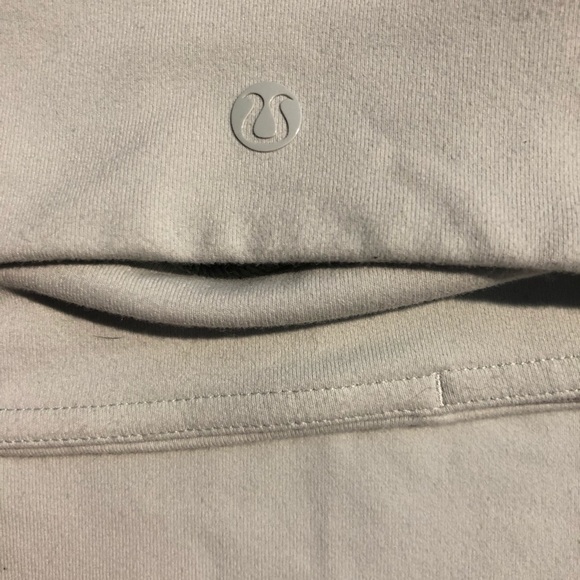 Lululemon Mint Color city skirt - Picture 2 of 4